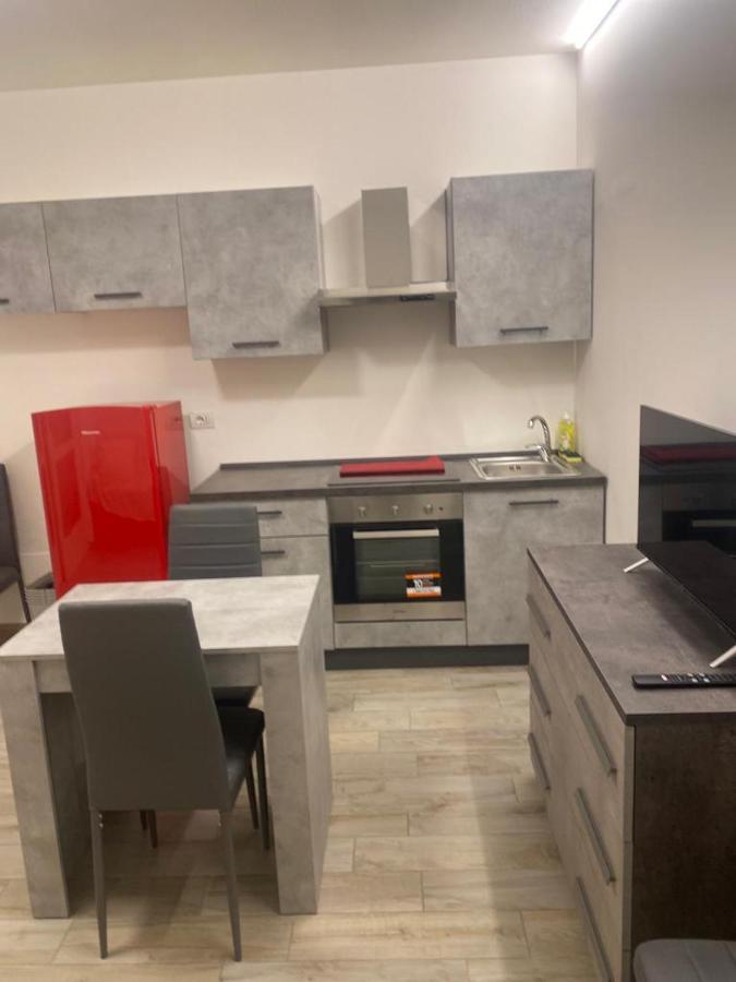Senza Pensieri Residence Zero Carlo Urbino Crema Exterior foto